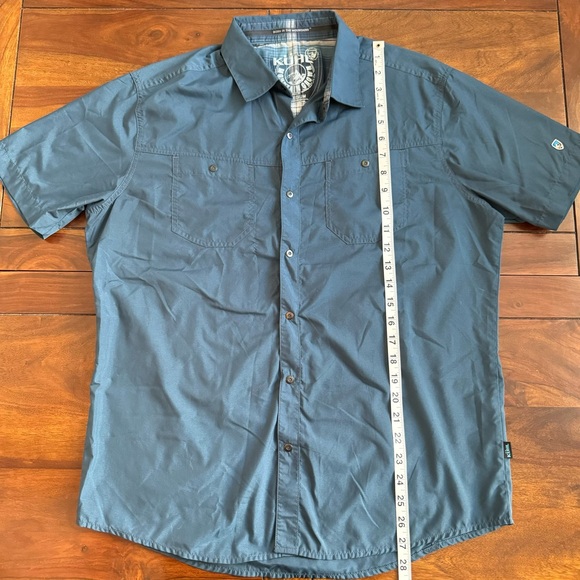 Kuhl men’s Stealth button down short sleeve shirt - Picture 3 of 6